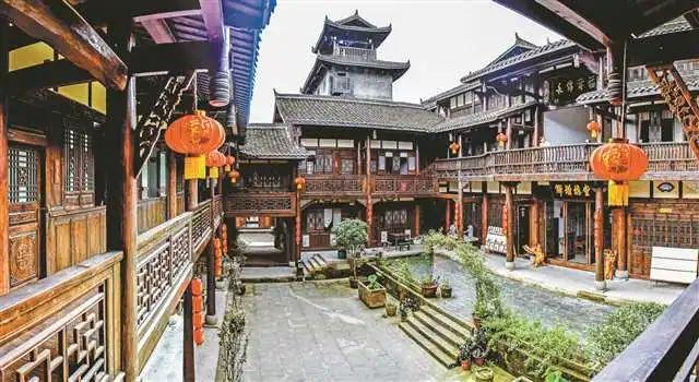 漫步太空